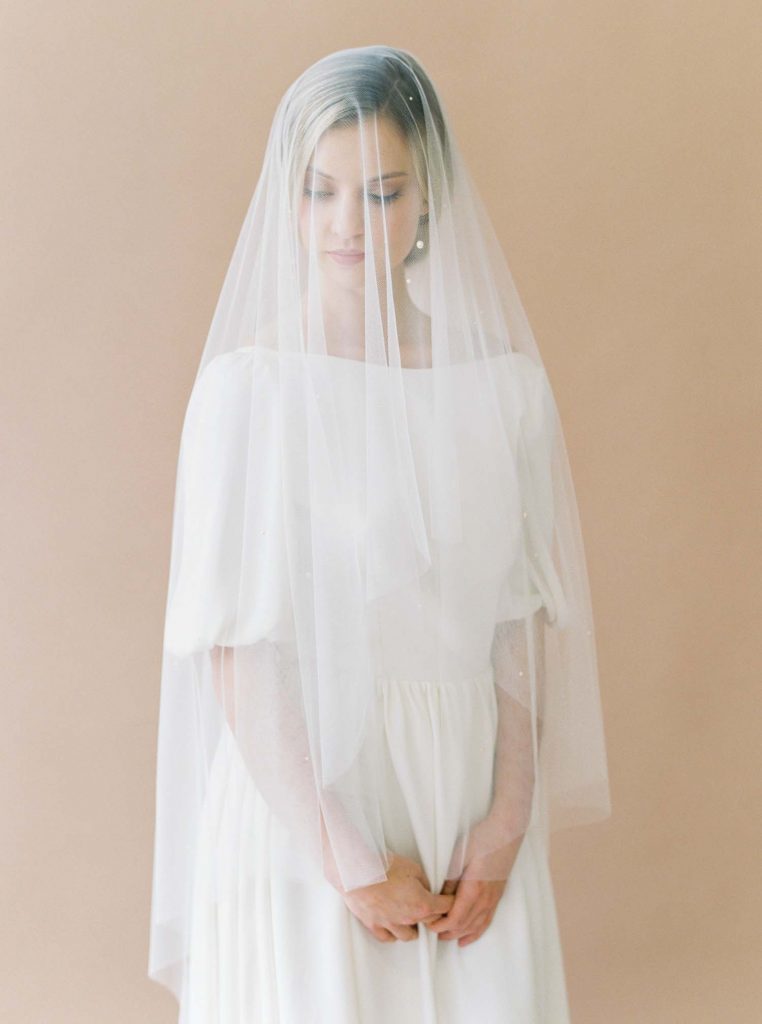 cathedral veil with pearls, veil with pearls, wedding veil with pearls, bridal veil with pearls