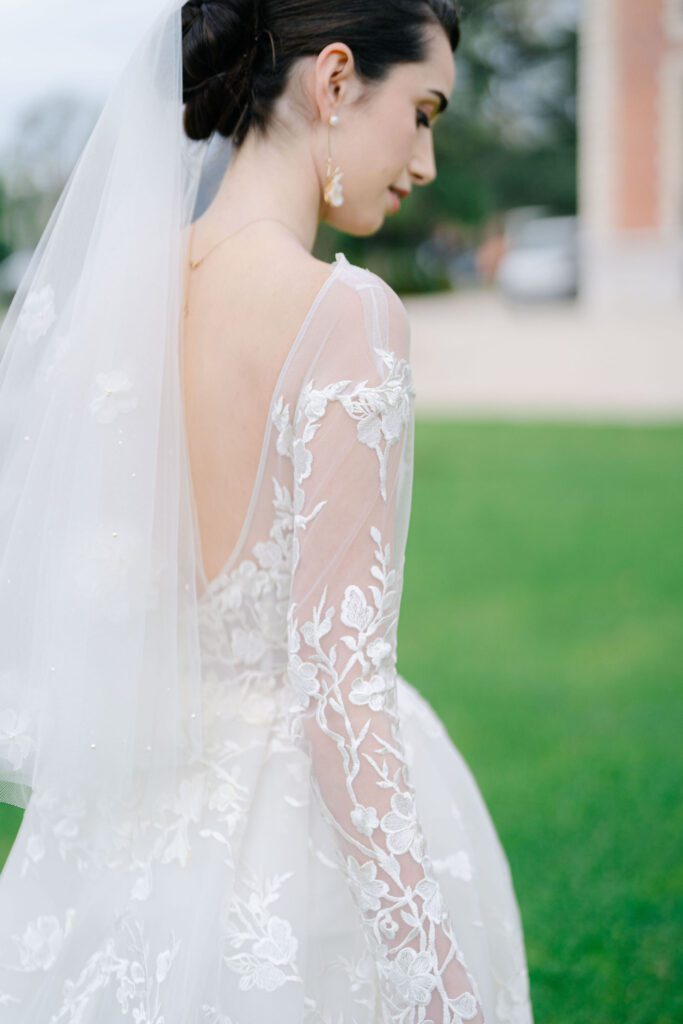 wedding veils, bridal veils, wedding earrings, bridal earrings, all about romance bridal