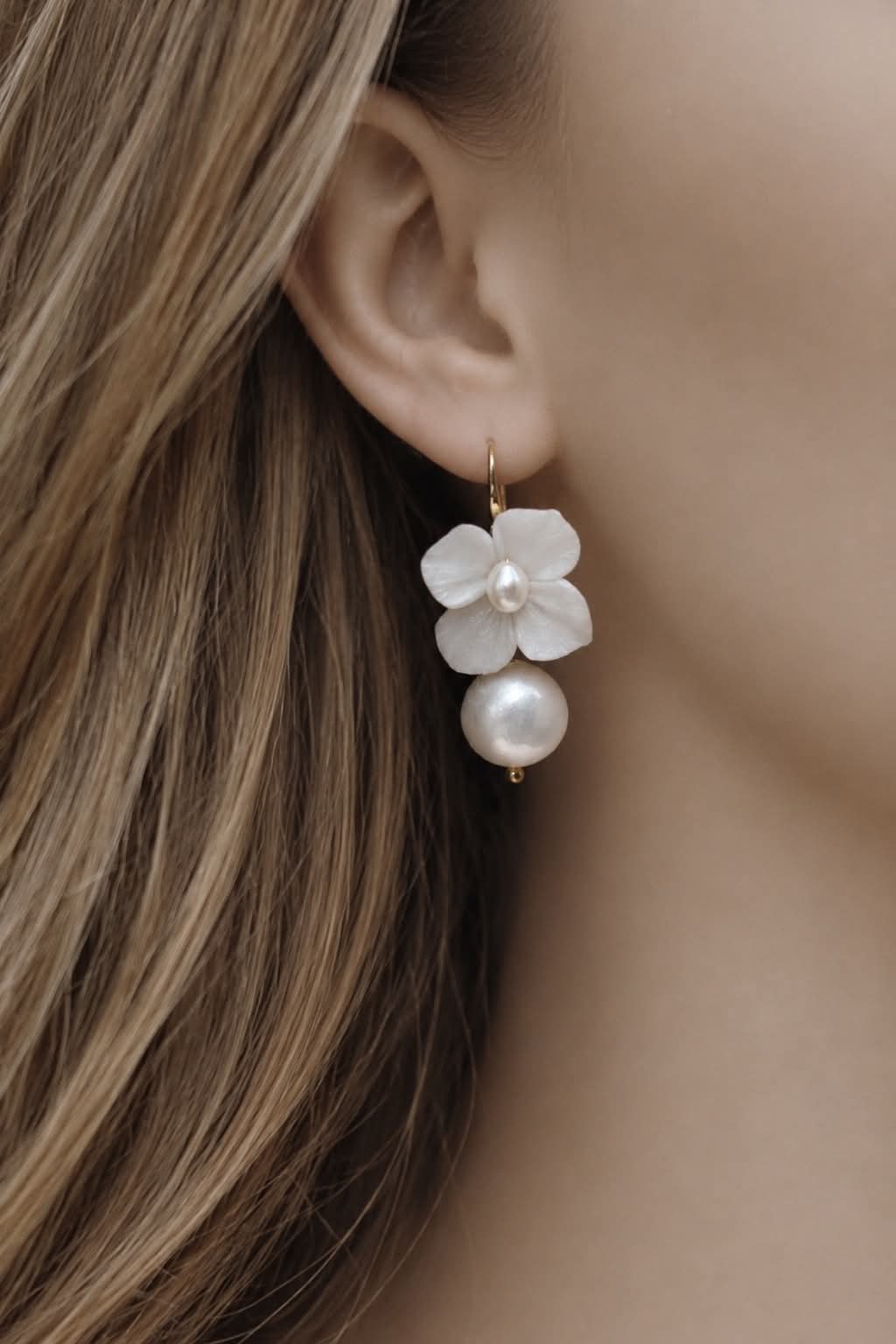 clay earrings, wedding earrings, bridal earrings, flower earrings for brides